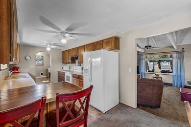 7870 SW Canal Blvd, Redmond, OR 97756 - photo 5