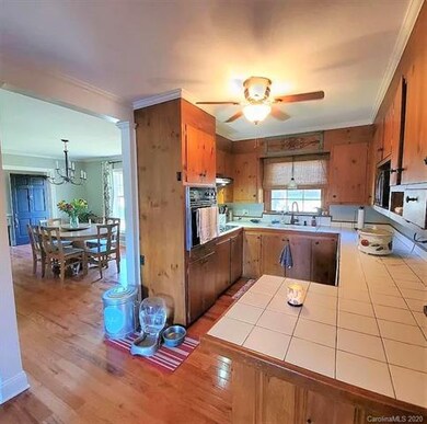 138 Hillside Ave SW, Concord, NC 28025 - photo 6