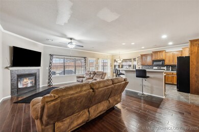 839 E Seattle Place, Broken Arrow, OK 74012 - photo 6