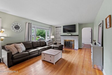 8 Silversmith Ln, Schenectady, NY 12306 - photo 6