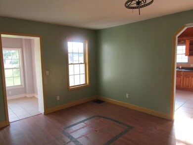 978 Shakertown Rd, Harrodsburg, KY 40330 - photo 4