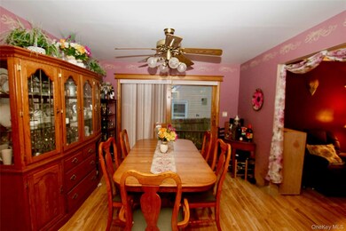 45 Merokee Place, Farmingdale, NY 11735 - photo 5