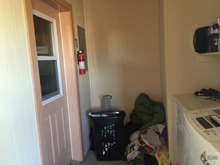LAUNDRY AREA