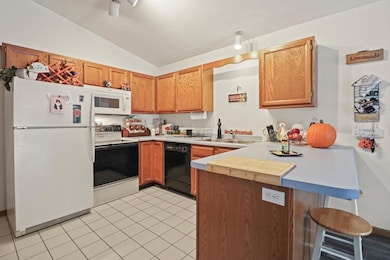 935 Rolling Ridge Rd, Eagle River, WI 54521 - photo 5