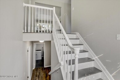 9 Jay Ct, Hazlet, NJ 07730 - photo 3