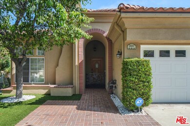 2227 Fernleaf Ct, Thousand Oaks, CA 91362 - photo 4
