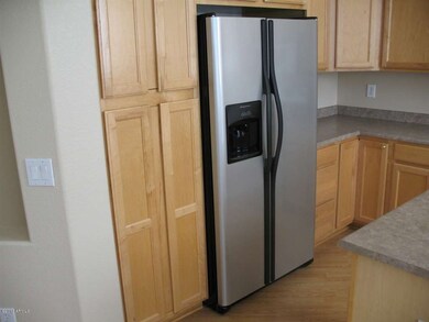 KITCHEN OVERALL (2)