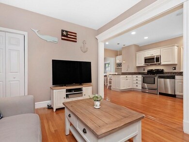 825 E 2nd St unit 1, Boston, MA 02127 - photo 4