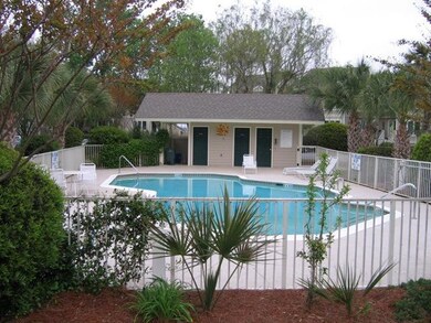 SWIMMING POOL CABANA 002