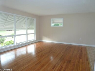 Den/Family/Great Room - Beautiful Family Room with