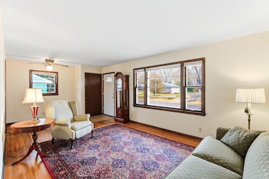 1194 Grospoint Ave N, Saint Paul, MN 55128 - photo 6