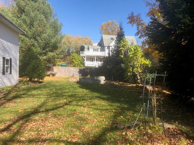 21 Lake Ave. Pic 6 (2)