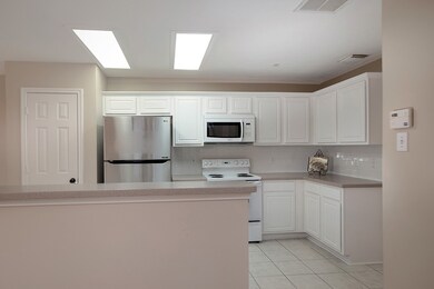 262 N Walden Elms Cir, Spring, TX 77382 - photo 7