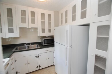 2946 Downing St unit b, Jacksonville, FL 32205 - photo 6