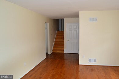 3310 Castleleigh Rd, Beltsville, MD 20705 - photo 4