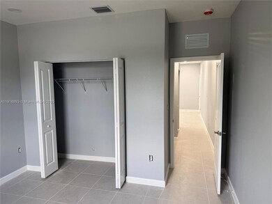 16225 SW 147th Ct unit 2, Miami, FL 33187 - photo 6