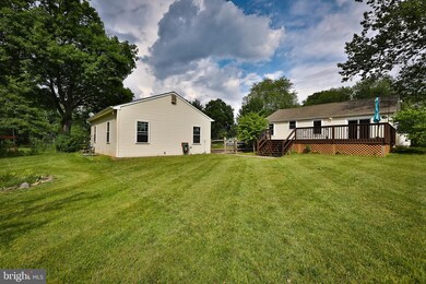 2740 Lenhart Rd, Colmar, PA 18915 - photo 4
