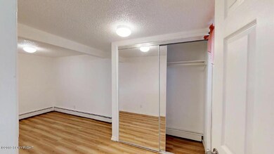 4211 Garfield St unit B, Anchorage, AK 99503 - photo 5