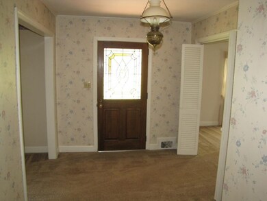 Wide Entry Foyer