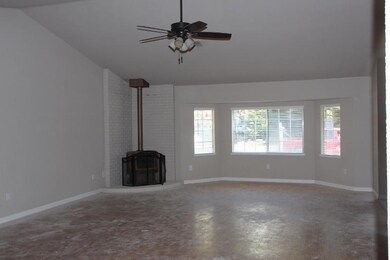 Living room (800x533)