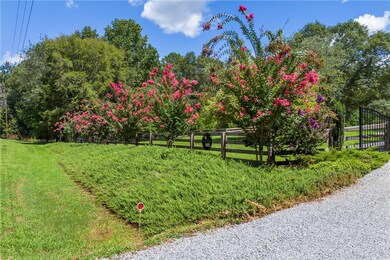 2022 Pulliam Mill Rd, Dewy Rose, GA 30634 - photo 3