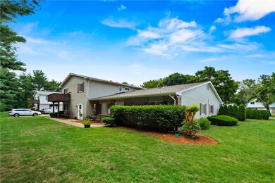 332 Chatham Cir, Warwick, RI 02886 - photo 3