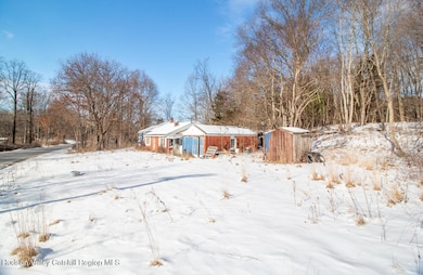 127SpringLakeDr07