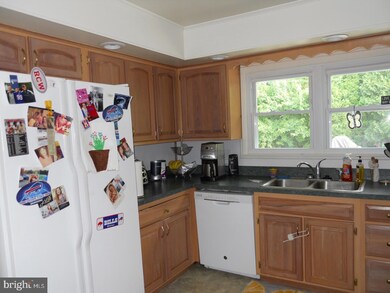 1506 Whitfield Blvd, Reading, PA 19609 - photo 7