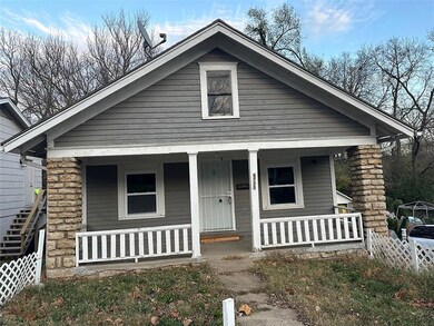 6733 Askew Ave, Kansas City, MO 64132 - photo 2