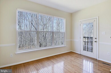 13018 Woodcutter Cir, Germantown, MD 20876 - photo 6