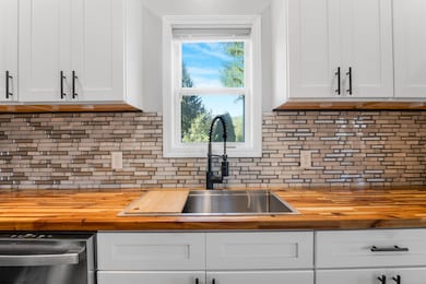 127 Floyd St, Clarksburg, WV 26301 - photo 5