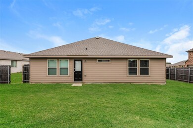 3301 Sonoma Trail, Ennis, TX 75119 - photo 3