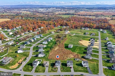 1555 Finch Dr, Chambersburg, PA 17202 - photo 3