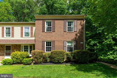 6428 Old Scotts Ct, Springfield, VA 22152 - photo 2