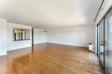 1150 River Rd unit 4F, Edgewater, NJ 07020 - photo 5