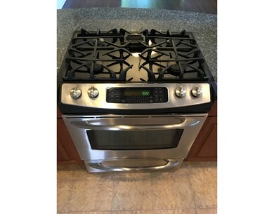 37 Goodrich Rd unit 2, Jamaica Plain, MA 02130 - photo 5