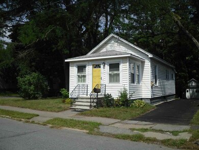 77 Cuthbert St, Schenectady, NY 12302 - photo 3