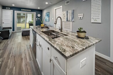 Island with diswasher