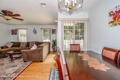 44 Winchester Dr, East Windsor, NJ 08520 - photo 6