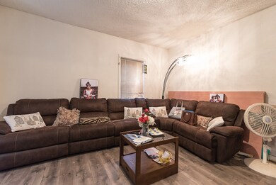 27 Taylor St, Providence, RI 02907 - photo 3