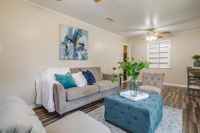 913 Turner St, Cleburne, TX 76033 - photo 6