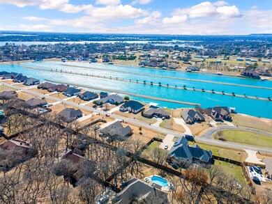 4002 Upper Lake Cir, Granbury, TX 76049 - photo 4