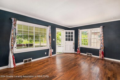 1517 W Barnes Ave, Lansing, MI 48910 - photo 5