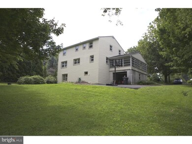 129 Maryhill Rd, Phoenixville, PA 19460 - photo 3