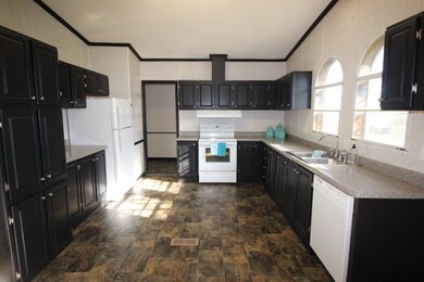 212 Bradford Dr, Byron, GA 31008 - photo 7