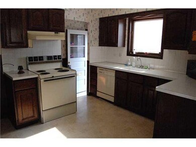 Kitchen Wallpaper is going to be taken down and ki