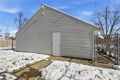 824 Dennison Ave, Dayton, OH 45417 - photo 7