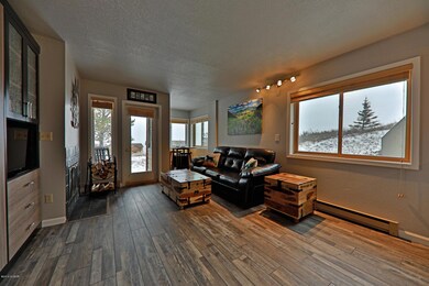 SUMMIT_4-106_SM0009