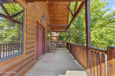 05-212 Forrest Loop Way32