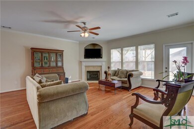 Great Room w/ Fireplace